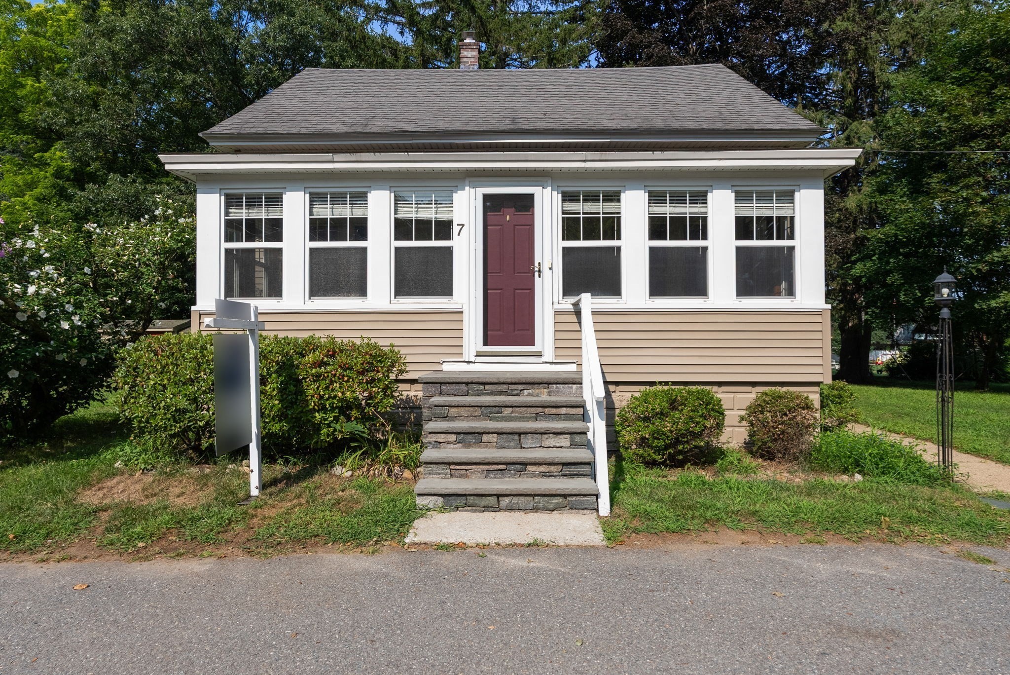 7-a Upper Beacon Street Property Photo 2