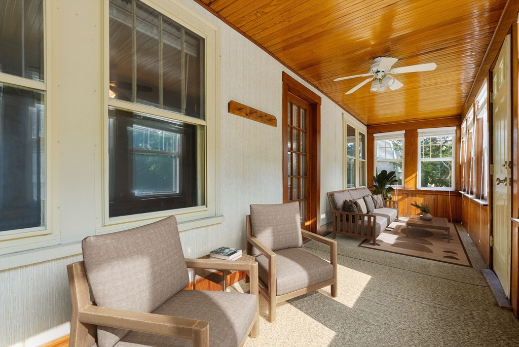 7-a Upper Beacon Street Property Photo 5
