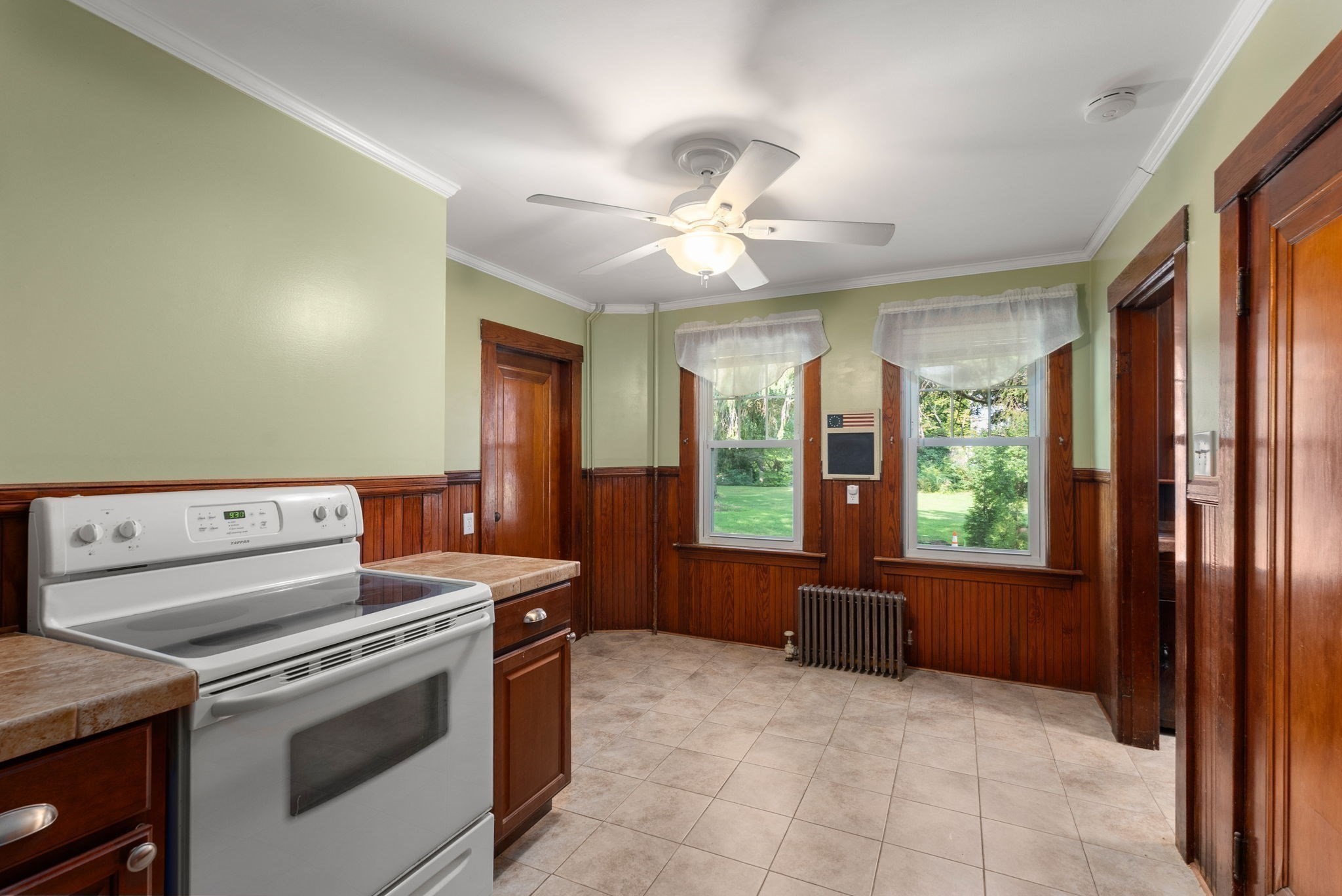 7-a Upper Beacon Street Property Photo 10