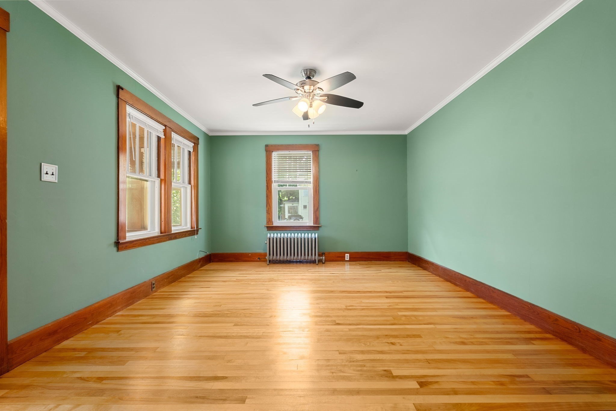 7-a Upper Beacon Street Property Photo 11