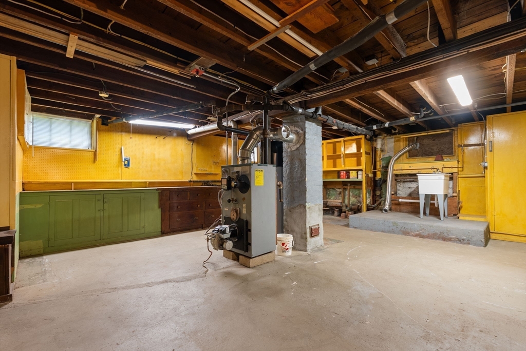7-a Upper Beacon Street Property Photo 22
