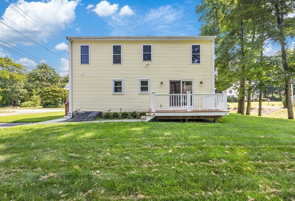 95 Franklin St Property Photo 4