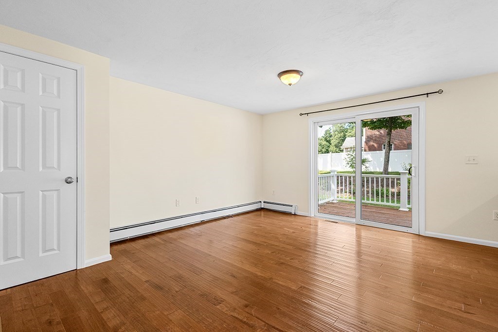 95 Franklin St Property Photo 12