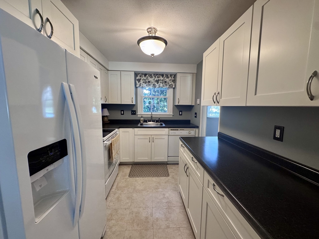 540 Granby Rd # 41 Property Photo 13