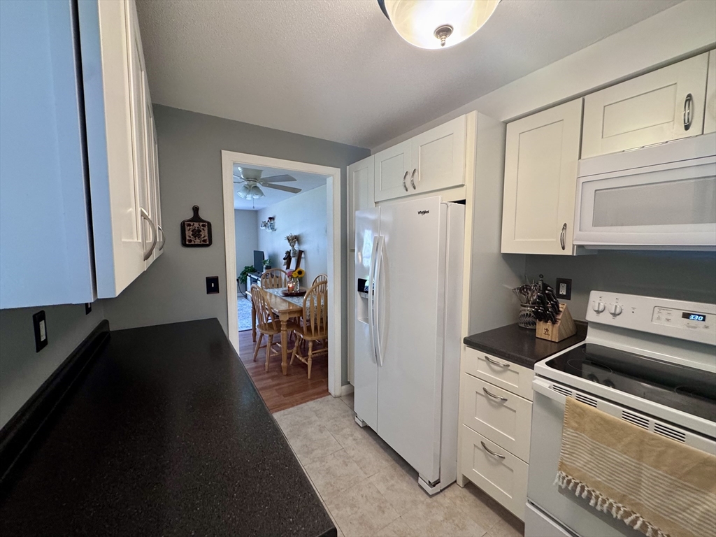540 Granby Rd # 41 Property Photo 14