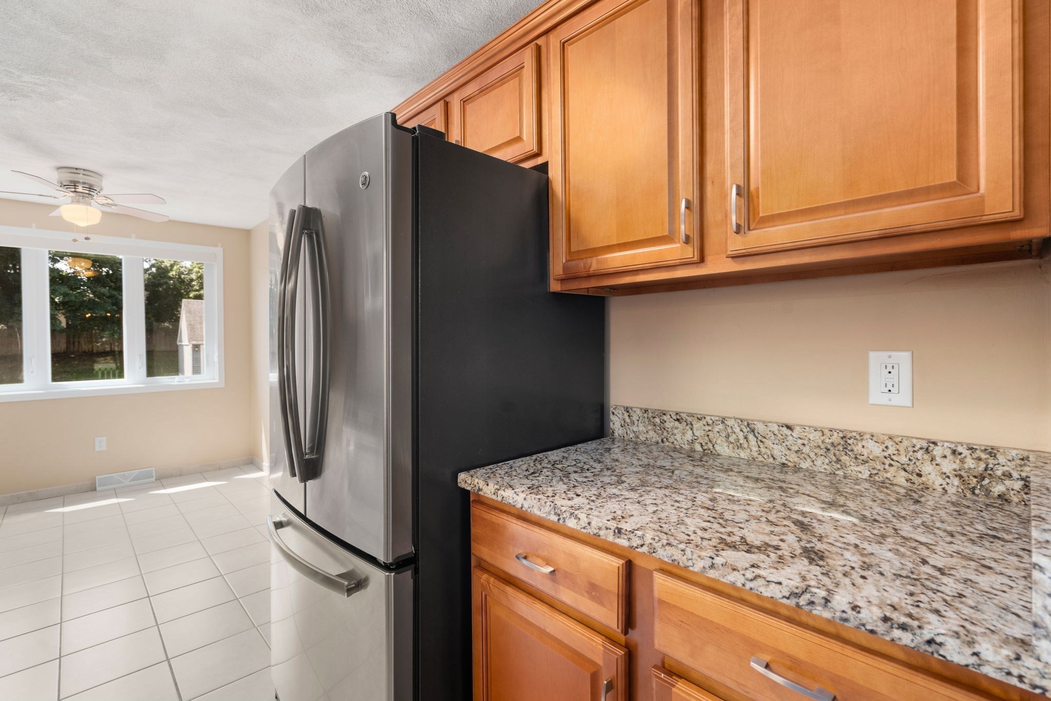 31 Blithewood Ave # 205 Property Photo 6