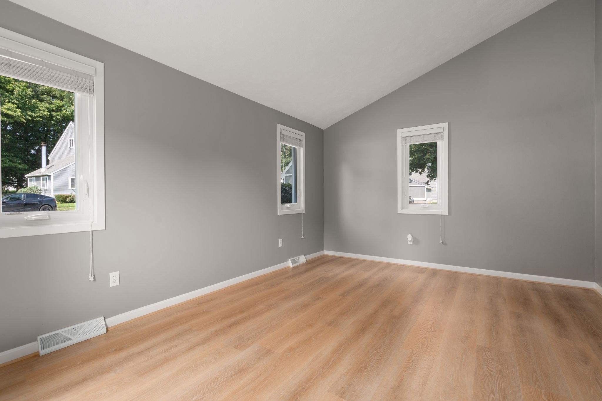 31 Blithewood Ave # 205 Property Photo 17