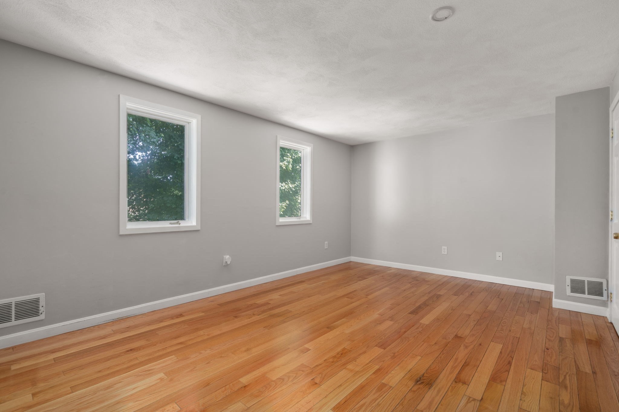 31 Blithewood Ave # 205 Property Photo 18