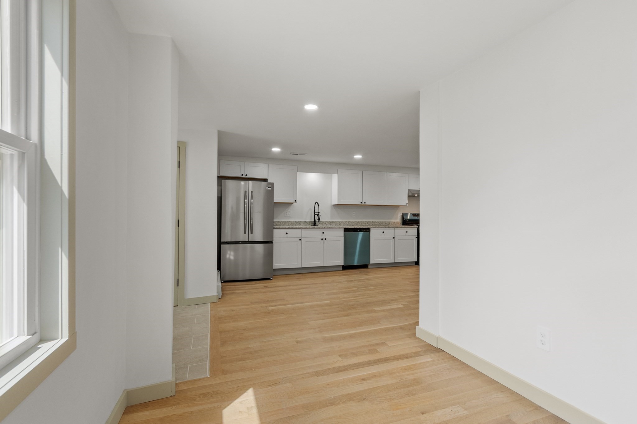 25 Main St Property Photo 13