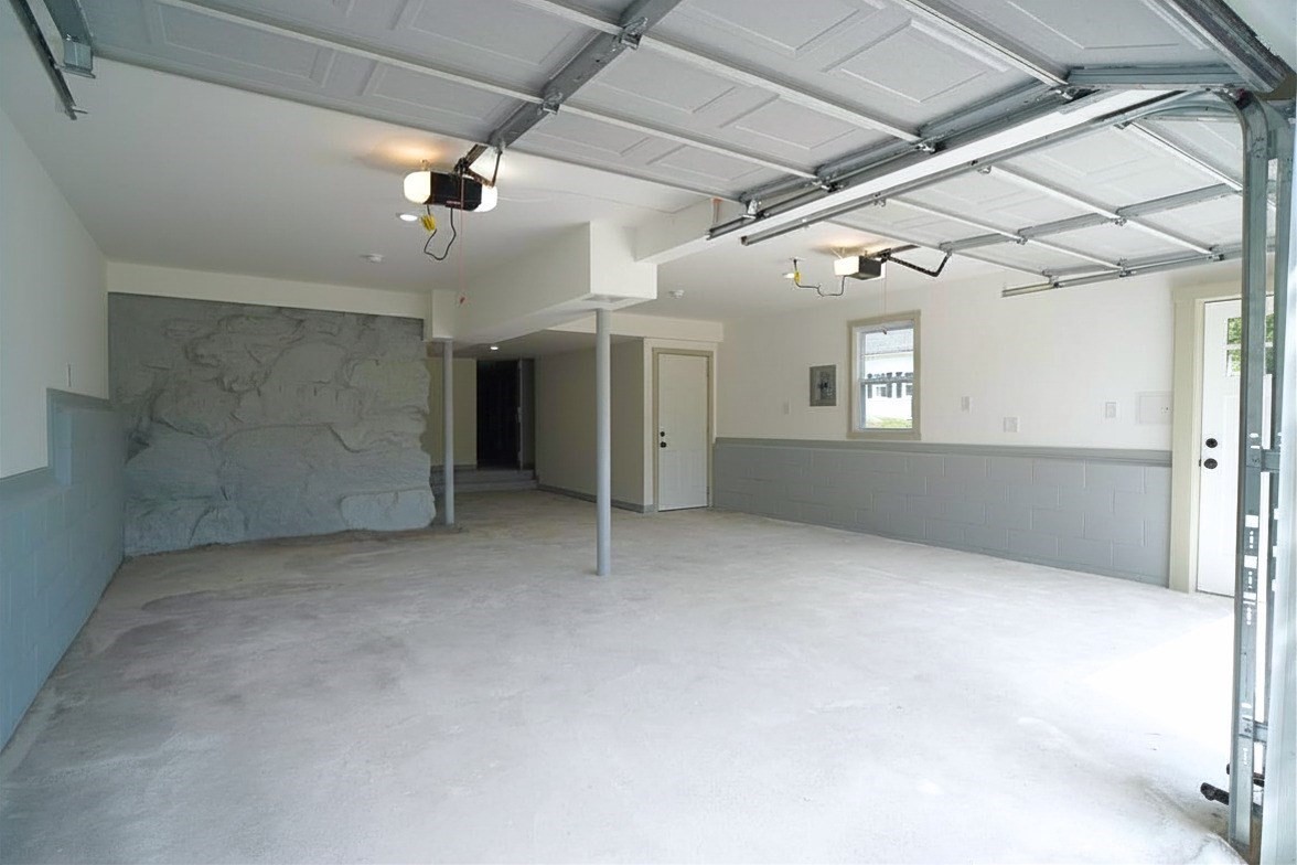 25 Main St Property Photo 38