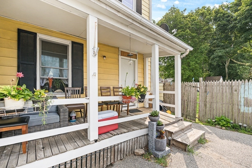 258 Washington Street Property Photo 2