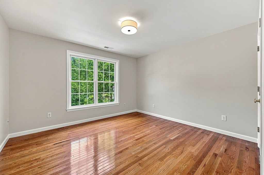37 Aspen Avenue Property Photo 33