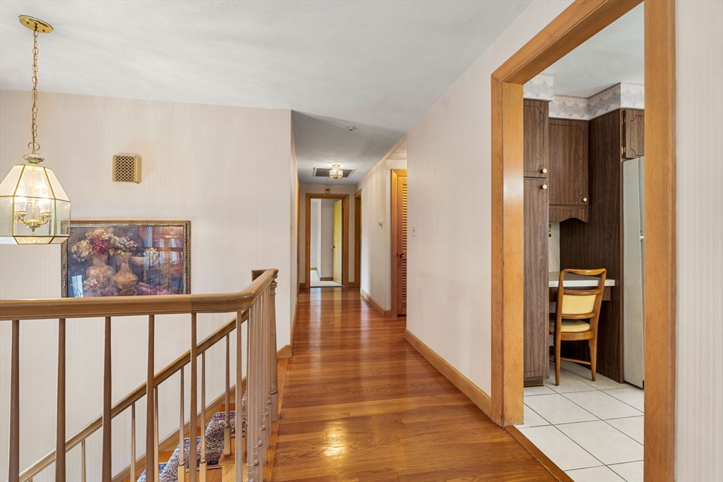76 Cushing Ave Property Photo 2