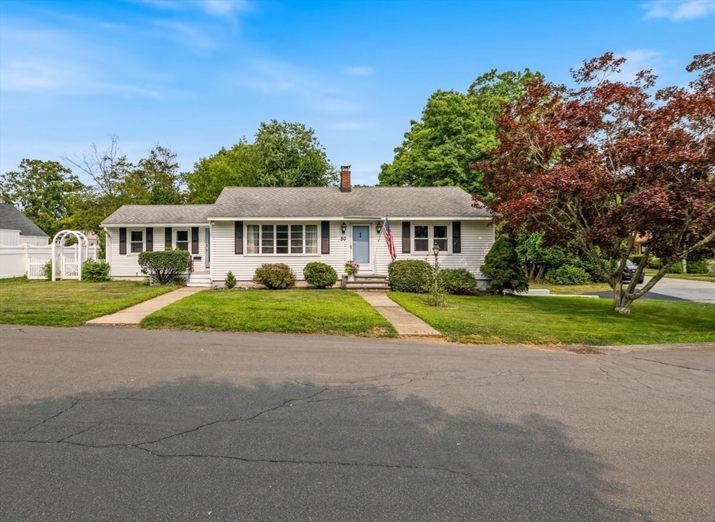 50 Fernwood Ave Property Photo 1