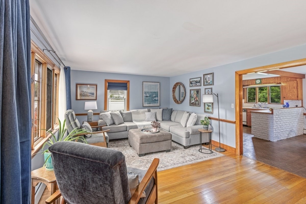 50 Fernwood Ave Property Photo 6