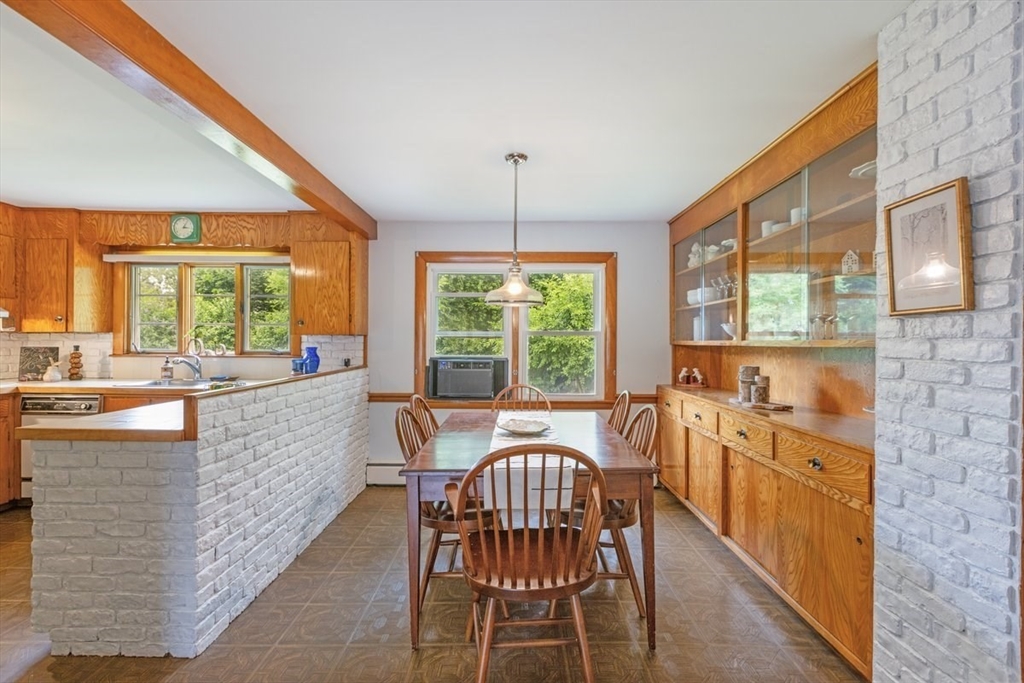 50 Fernwood Ave Property Photo 13