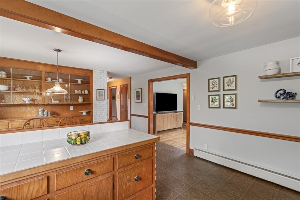 50 Fernwood Ave Property Photo 15