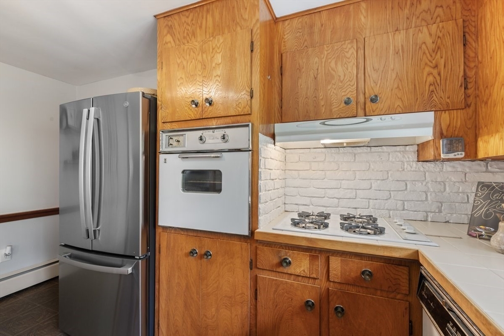 50 Fernwood Ave Property Photo 17