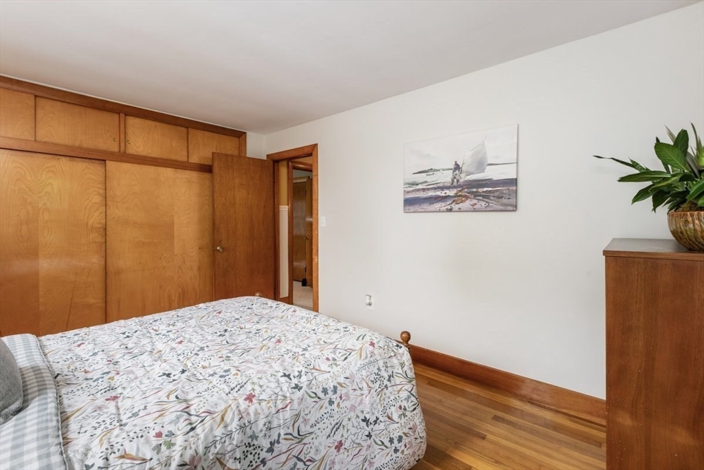 50 Fernwood Ave Property Photo 22