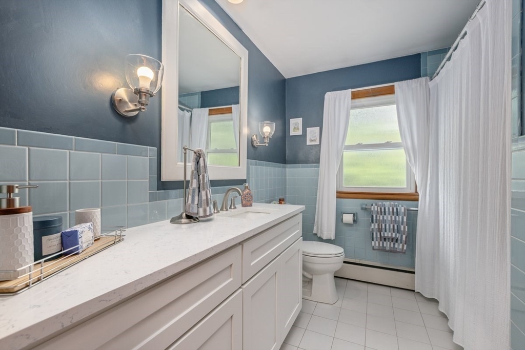 50 Fernwood Ave Property Photo 23