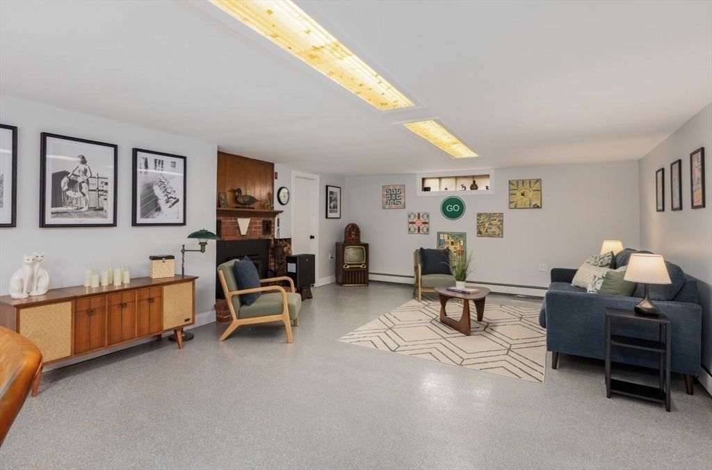 50 Fernwood Ave Property Photo 26