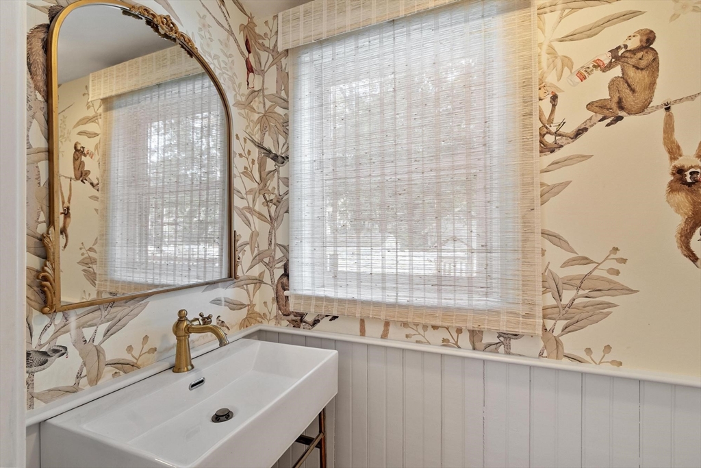55 Fairview Street Property Photo 17