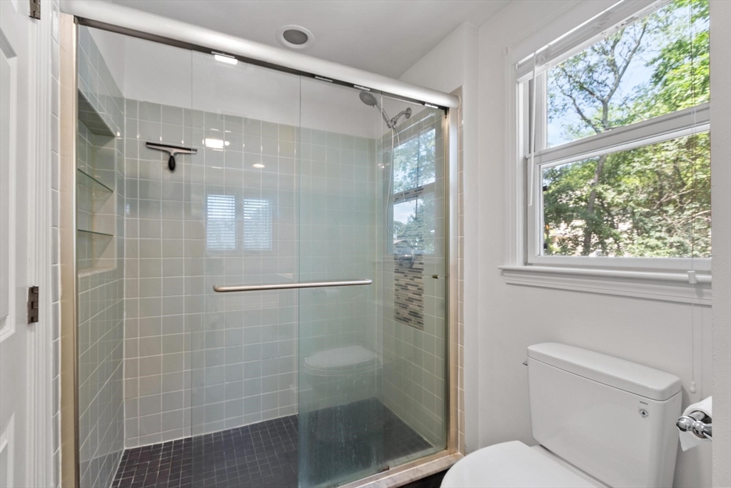 55 Fairview Street Property Photo 25