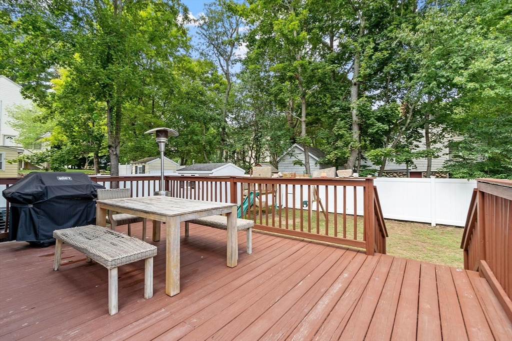 55 Fairview Street Property Photo 32