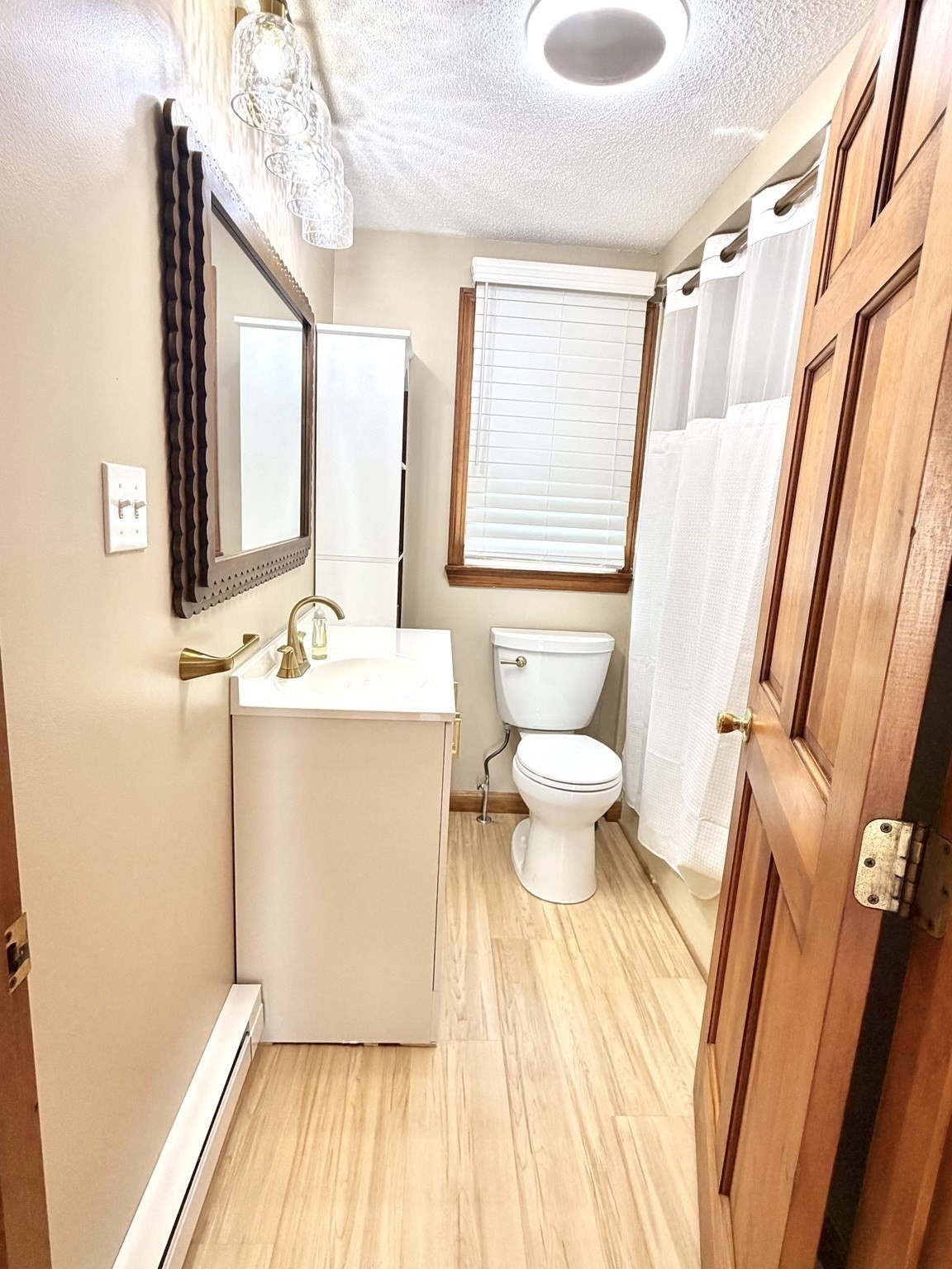 590 N End Blvd # 4 Property Photo 11