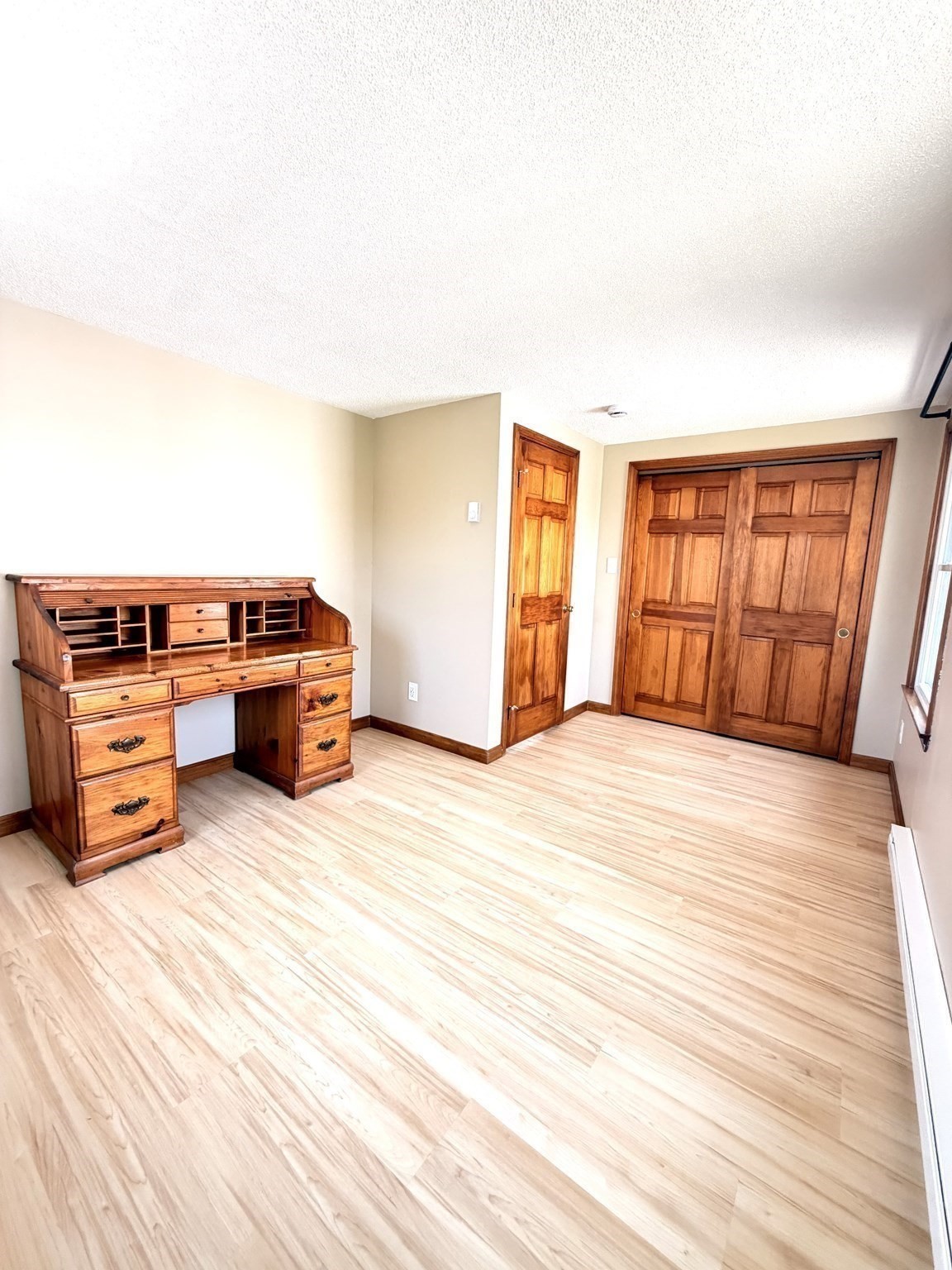 590 N End Blvd # 4 Property Photo 18
