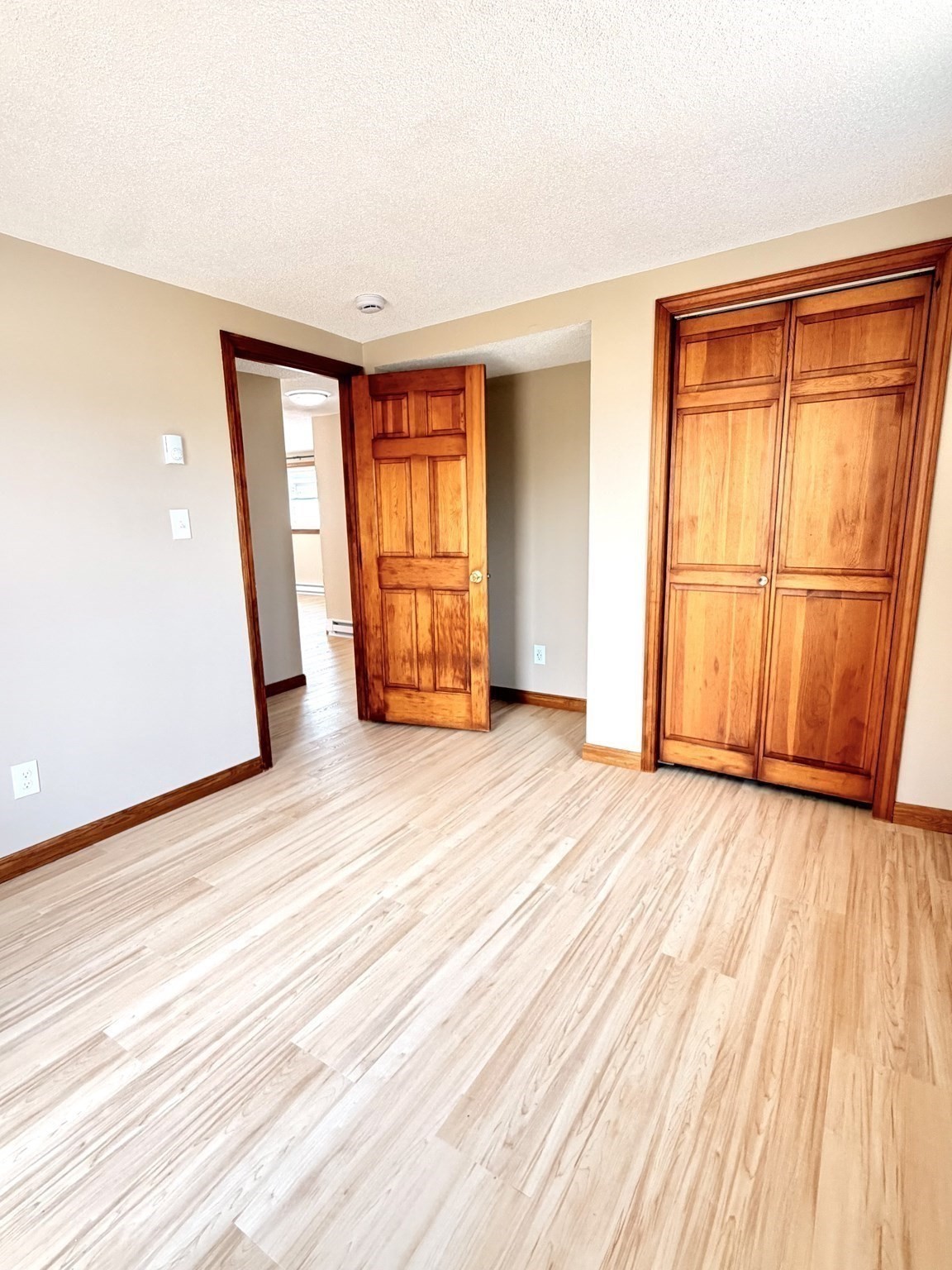 590 N End Blvd # 4 Property Photo 19