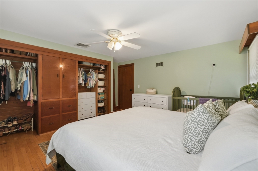 663 Orchard St Property Photo 12