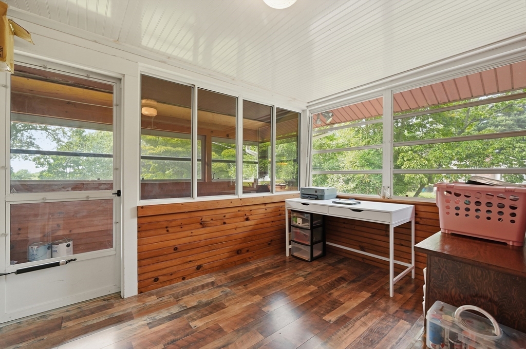 663 Orchard St Property Photo 22