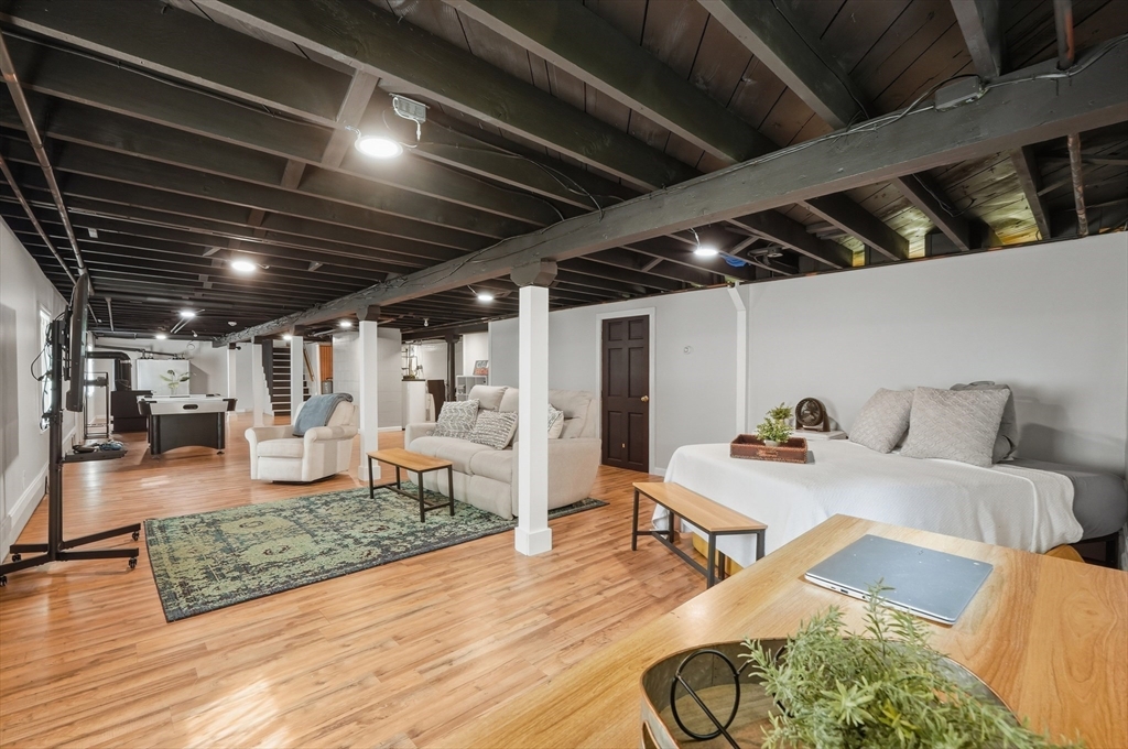 663 Orchard St Property Photo 23
