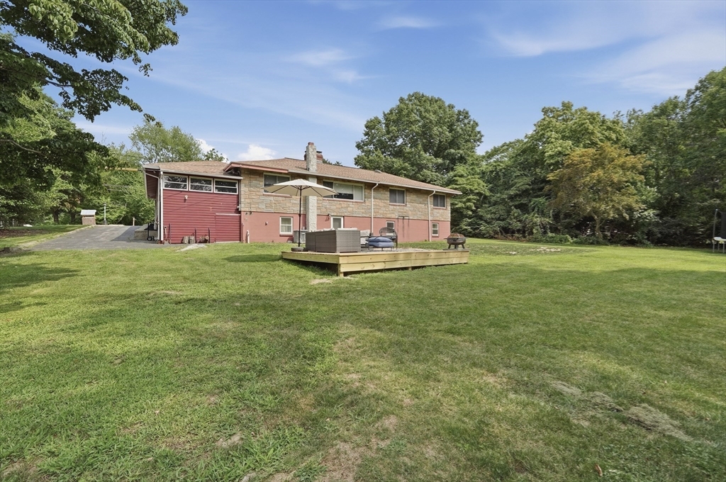 663 Orchard St Property Photo 32