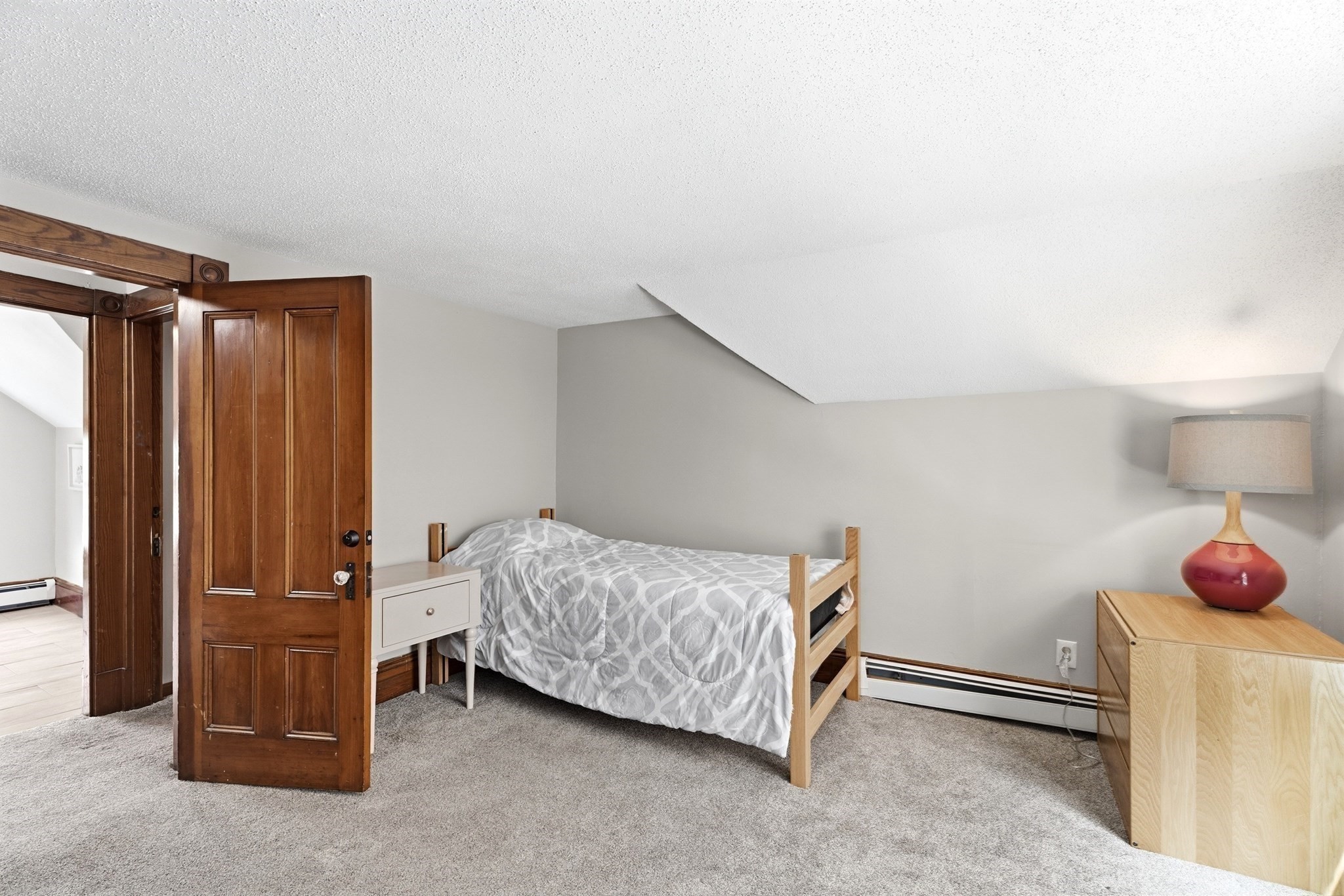 201 Nesmith Street Property Photo 28
