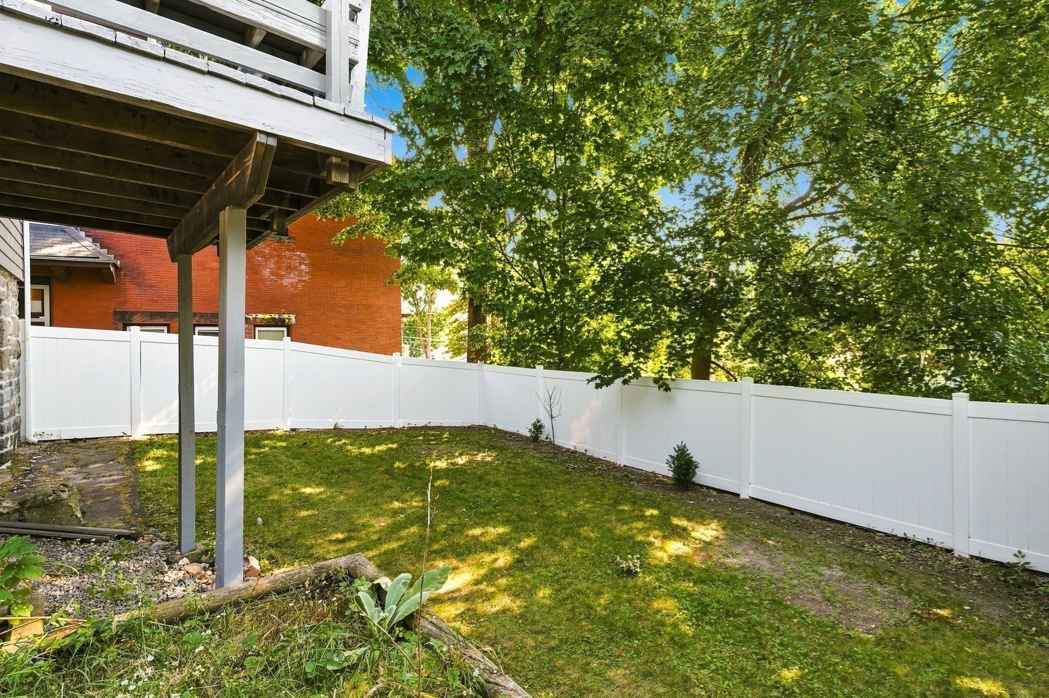201 Nesmith Street Property Photo 37