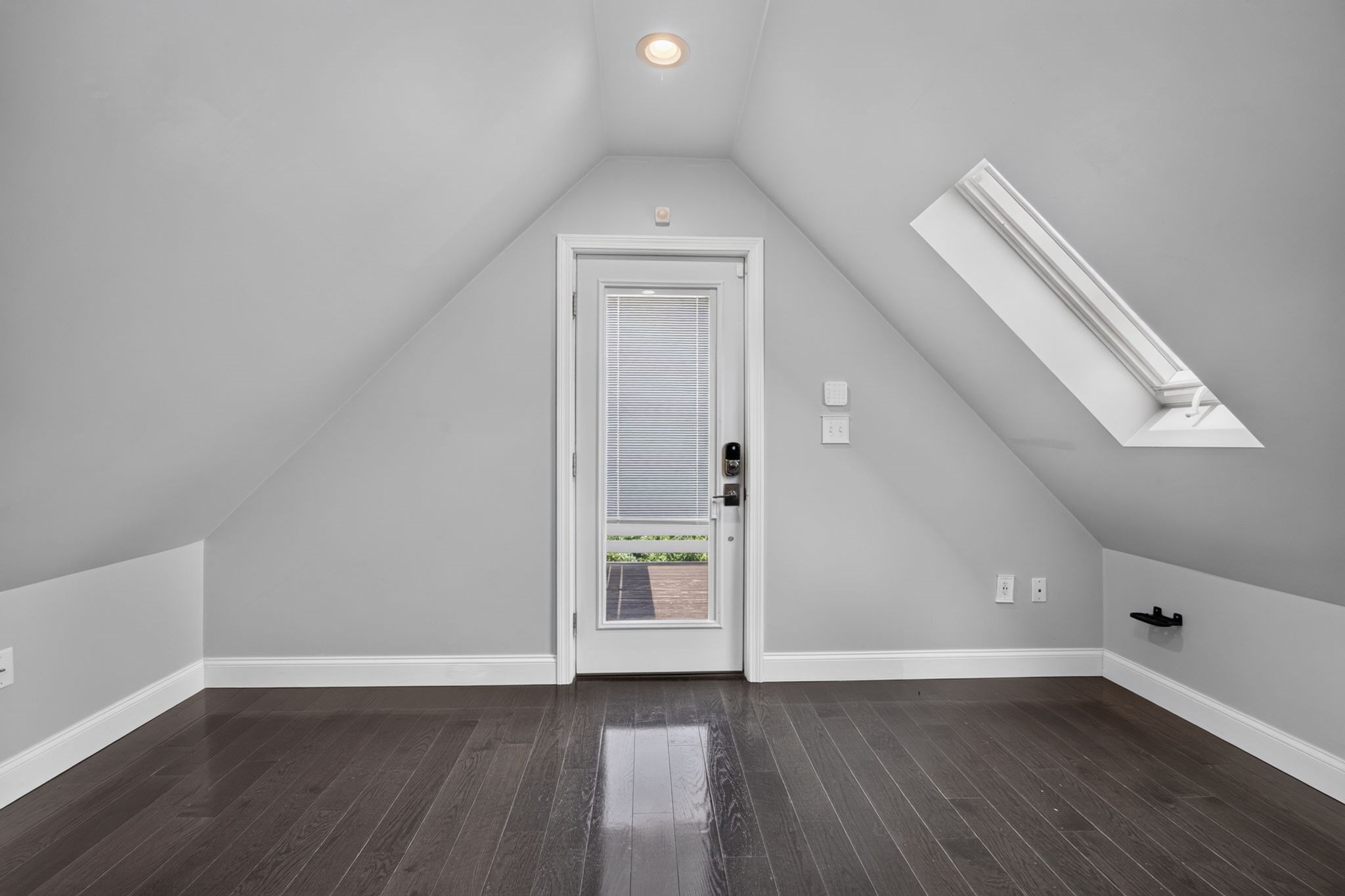 18 Henry St Property Photo 26