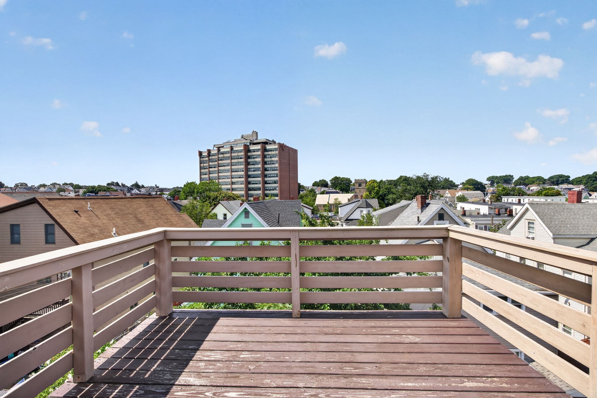 18 Henry St Property Photo 28