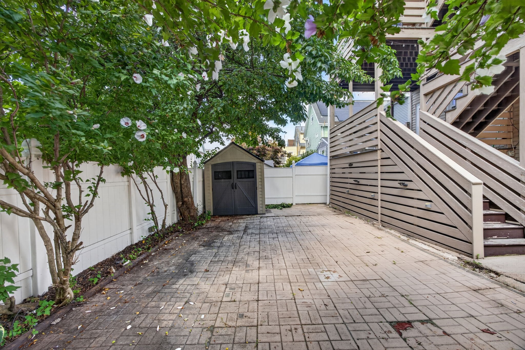 18 Henry St Property Photo 32