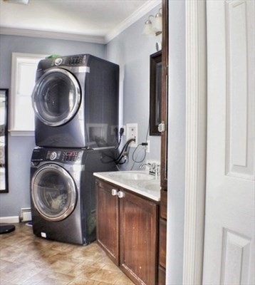 19 Chipman St Property Photo 9