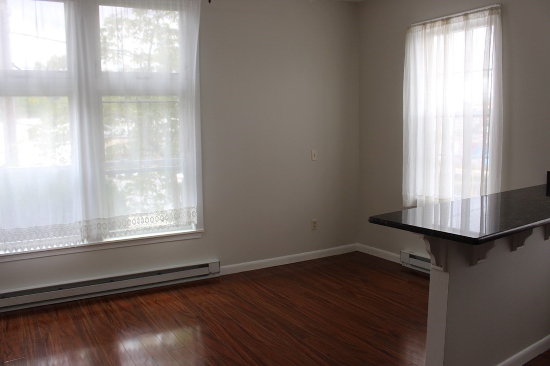 12 Walnut St # 1 Property Photo 8