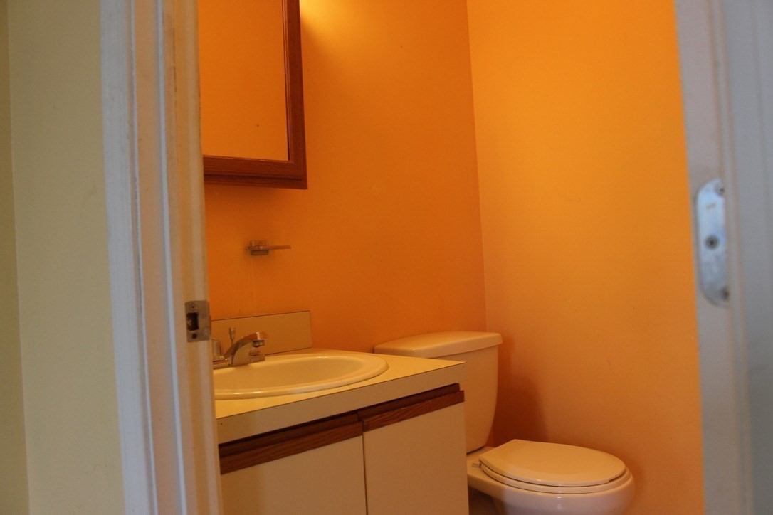 12 Walnut St # 1 Property Photo 21