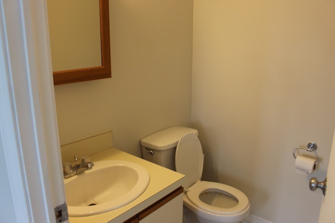 12 Walnut St # 1 Property Photo 22