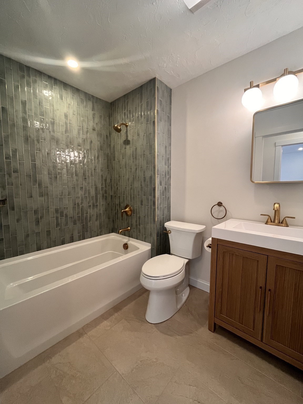 200 Fellsview Terrace # 205b Property Photo 5