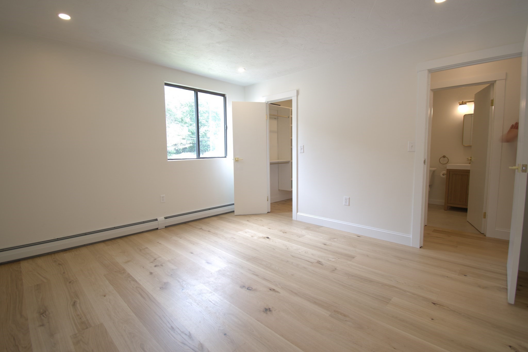 200 Fellsview Terrace # 205b Property Photo 6