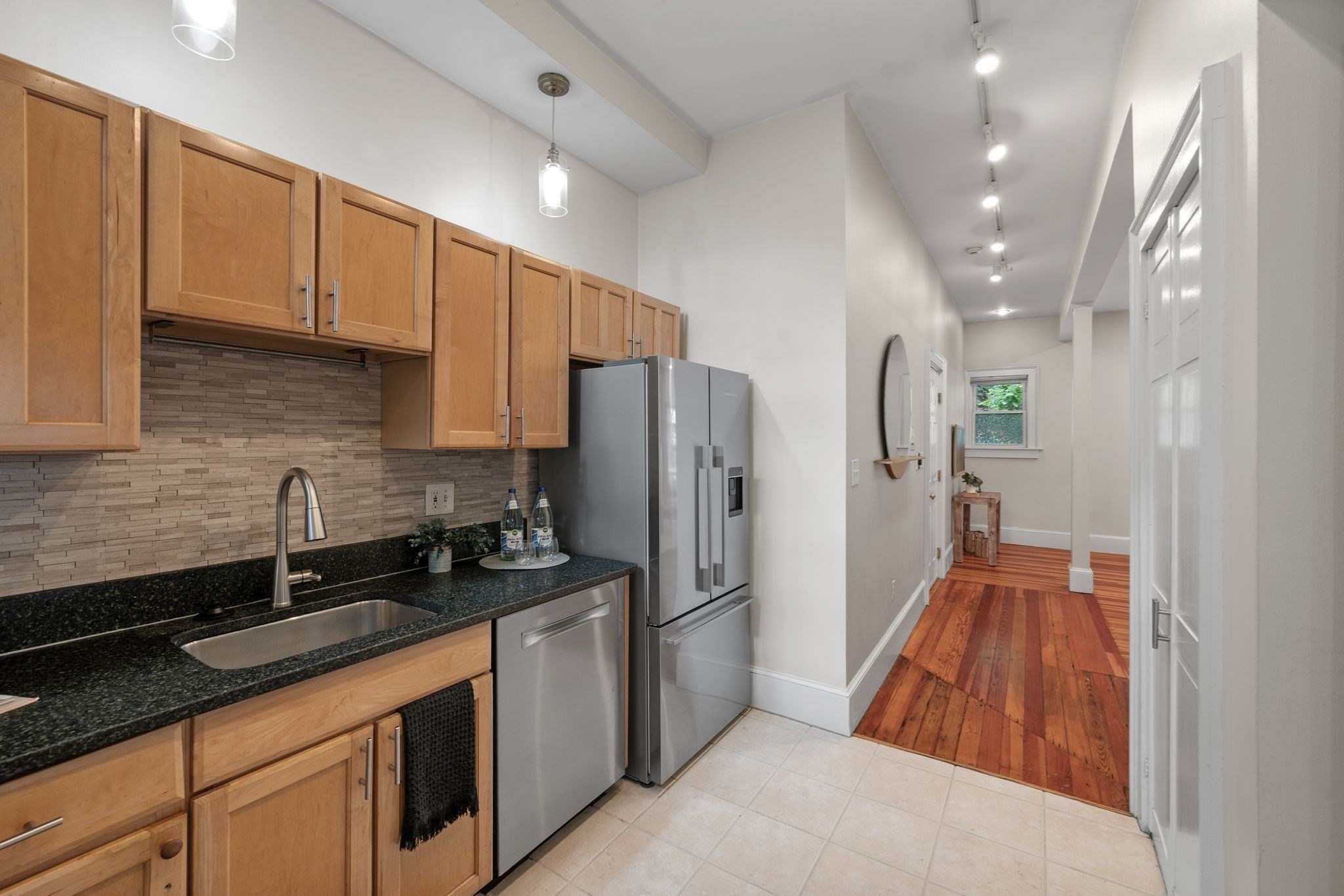21 School St # 1l Property Photo 8