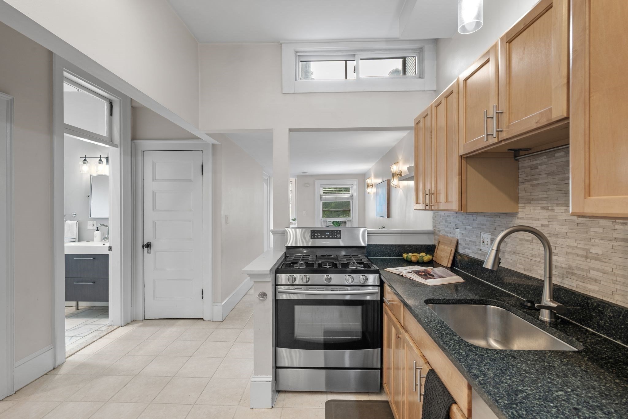 21 School St # 1l Property Photo 10
