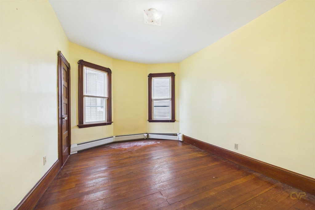 198 Eugenia St Property Photo 20