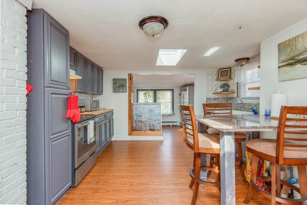 91 Lake Street Property Photo 12